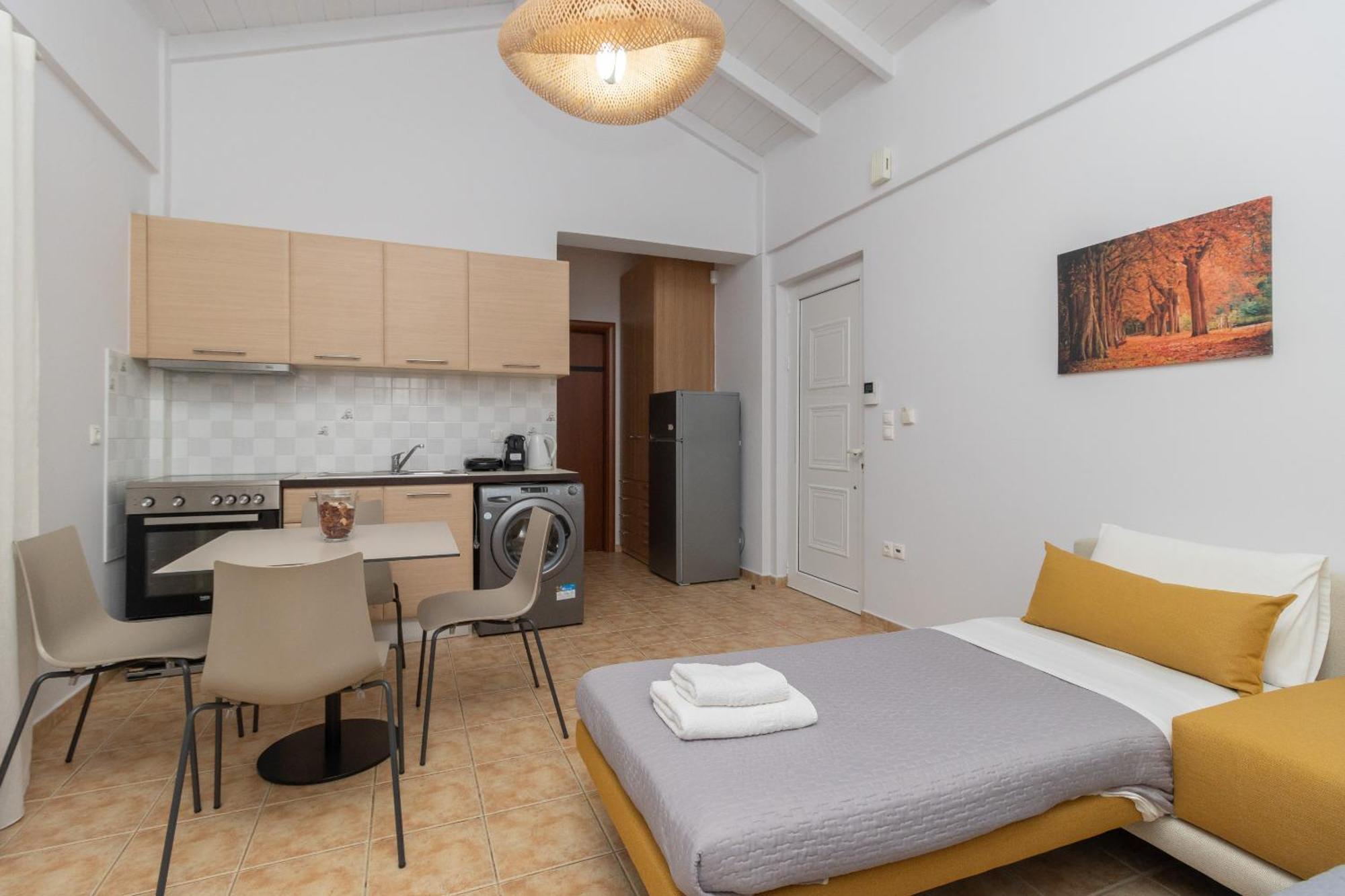 Lagouvardos Apartments Marathopoli Eksteriør billede