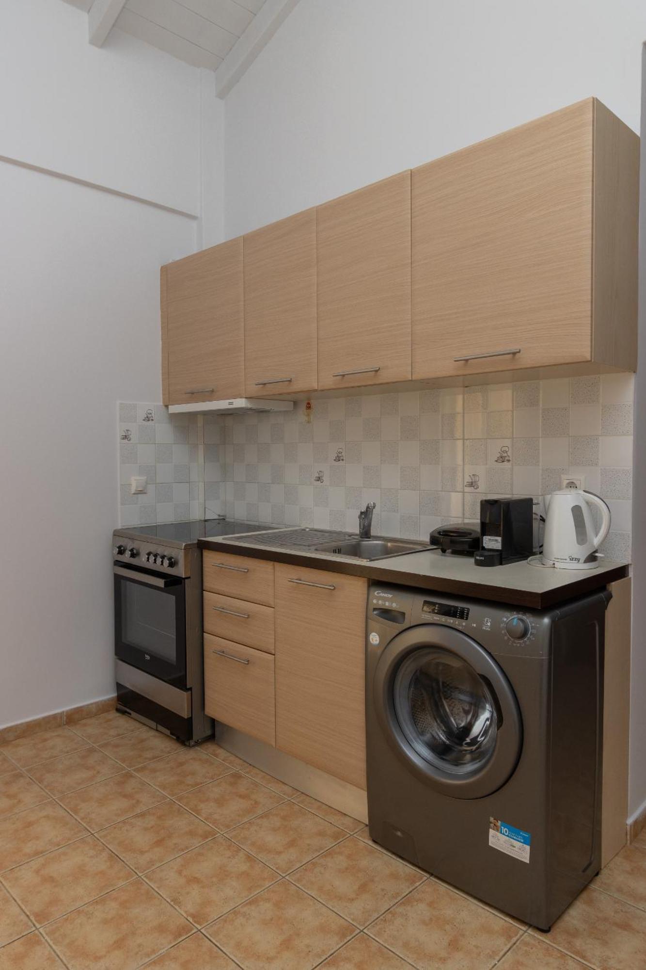 Lagouvardos Apartments Marathopoli Eksteriør billede